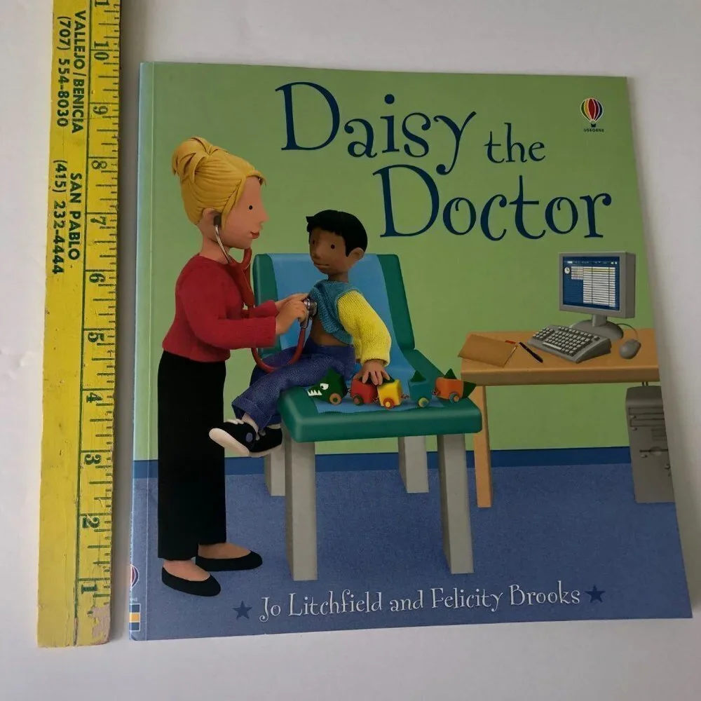 Usborn Lot of Books Vicky Vet‎ Daisy Doctor Tessa Teacher Soft Cover Large Learn